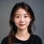 用户李女士头像，年轻女性，职业形象清爽